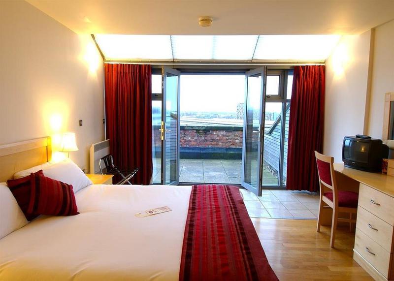 The Place Aparthotel Manchester Room photo
